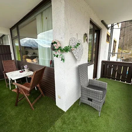 Wohlfuehlapartment Dachsteinblick Апартаменты Бад Гоисерн